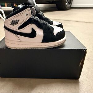 Jordan Kids Black and White Sneakers